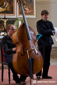 Bild: Hochkonzentrierte Musiker Hochkonzentrierte Musiker